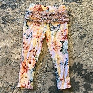 Posh Peanut Tindra Ruffle butt Leggings